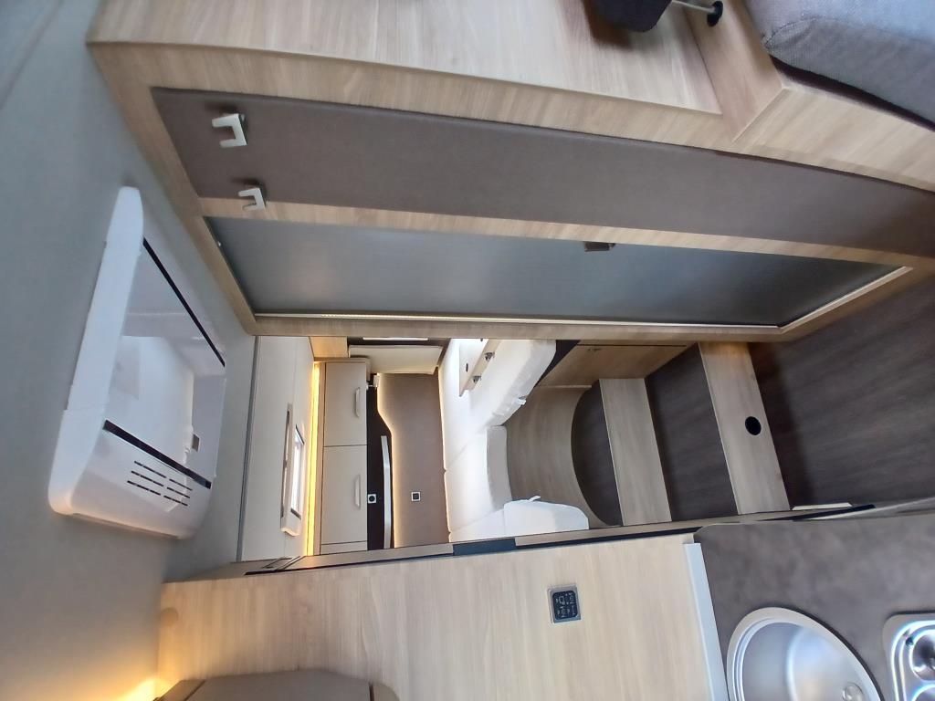 Clicca per ingrandire VAN TI 650 PLATINUM SELECTION VENDUTO VAN TI 650 PLATINUM SELECTION VENDUTO