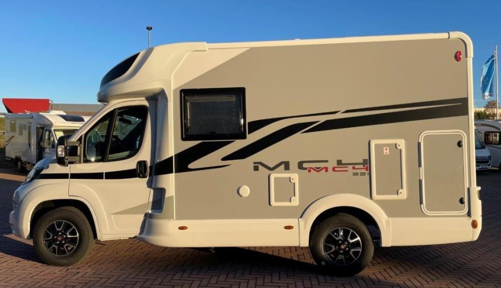 MC4 331 G A 370,00 EURO AL MESE