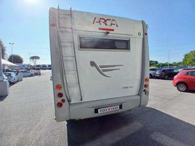 695 GLM A 370,00 EURO AL MESE