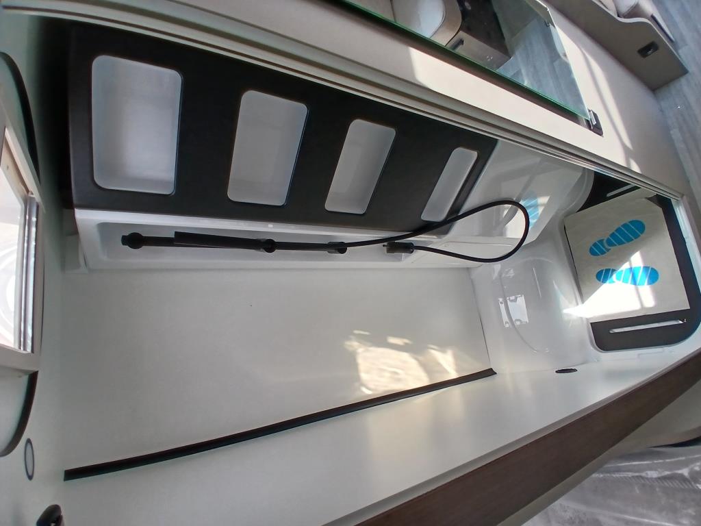 Clicca per ingrandire YRTEO 840 SUPER COMPATTO 599 CM SLIM 214 CM YRTEO 840 SUPER COMPATTO 599 CM SLIM 214 CM