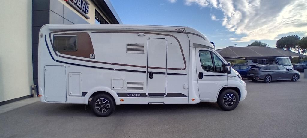 Clicca per ingrandire 6900 DB by HYMER 6900 DB by HYMER