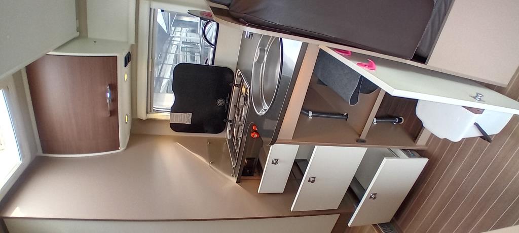 Clicca per ingrandire 6900 DB by HYMER 6900 DB by HYMER