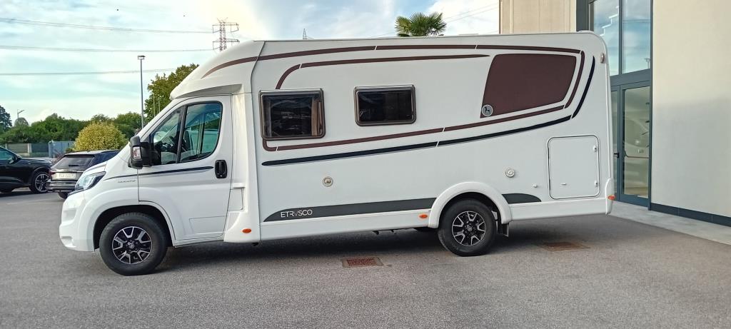 Clicca per ingrandire 6900 DB by HYMER 6900 DB by HYMER