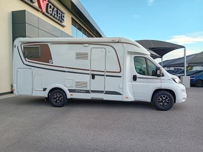 6900 DB by HYMER